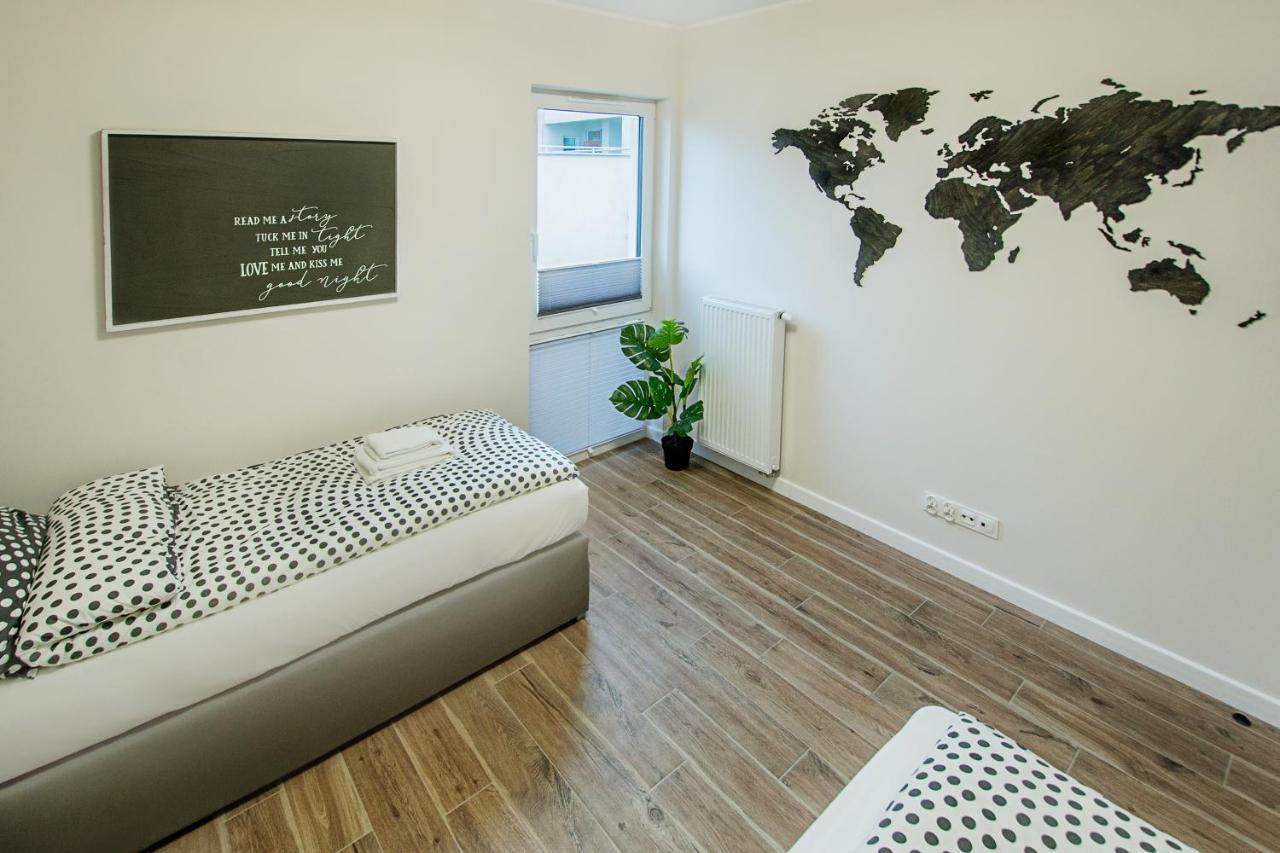 Apartament Centrum Xl - Komfortowe Noclegi Piaseczno  Extérieur photo